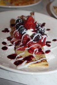 Eggsellent Café, crepes, berries, dessert, pancake, breakfast 